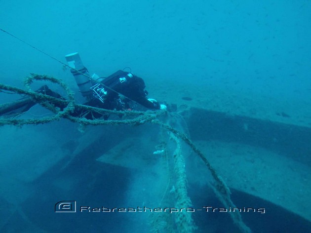 Deep Wreck Ghost fishing. - Rebreatherpro-Training