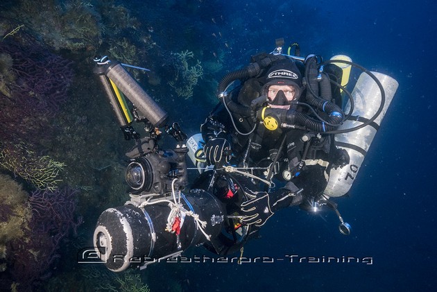 Peter McCamley cruising the wreck of MV Loredan - Rebreatherpro-Training