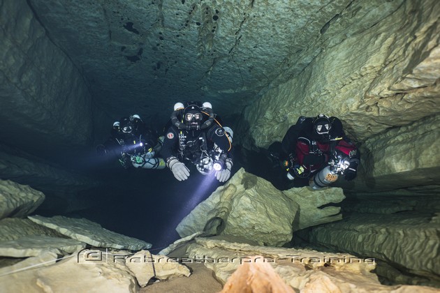 TDI Rebreather Full Cave Course - Rebreatherpro-Training