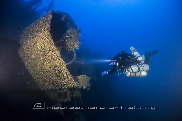 TDI CCR Full Cave Course in Lot France Rebreatherpro-Training