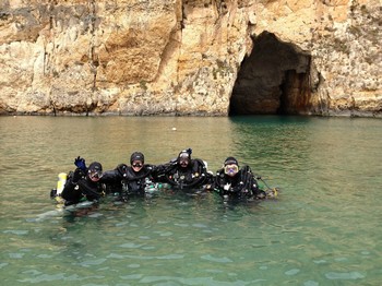 Group photo after making a 55m dive for their Normoxic CCR Course Rebreatherpro-Training