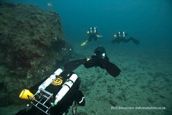 Divers on the wall Rebreatherpro-Training