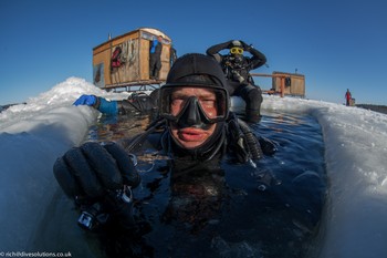 Dave Gration Ice Diving in The White Sea, Russia. Rebreatherpro-Training