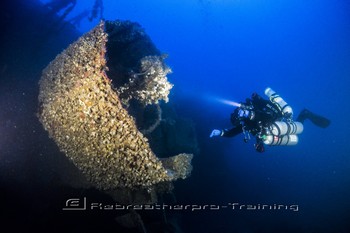 Rebreather training in Malta. Rebreatherpro-Training