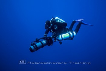 Suex Xjoy 14 on the wreck of HMHS Britannic Rebreatherpro-Training