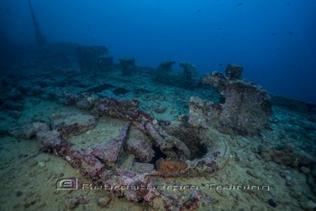 Aaron Ward sailed for Hawaii on 30 June 1942 and then to the Tonga Rebreatherpro-Training