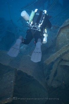 Sardinia Wreck and Cave Diving Rebreatherpro-Training