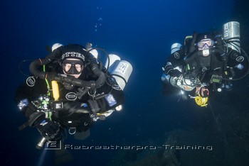 Sardinia Wreck and Cave Diving Rebreatherpro-Training