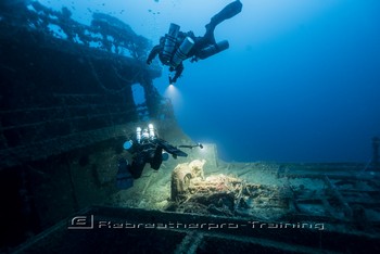 Sicily wreck diving Rebreatherpro-Training