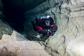 TDI CCR Full Cave Course in Lot France Rebreatherpro-Training