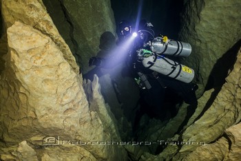 TDI CCR Full Cave Course in Lot France Rebreatherpro-Training