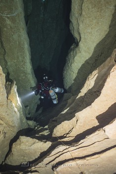 TDI CCR Full Cave Course in Lot France Rebreatherpro-Training