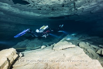 TDI CCR Full Cave Course in Lot France Rebreatherpro-Training