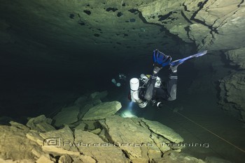 TDI CCR Full Cave Course in Lot France Rebreatherpro-Training