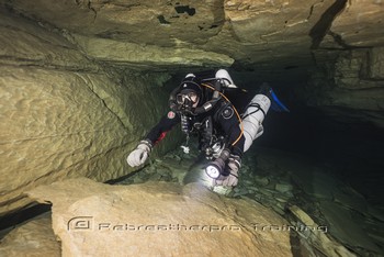 TDI CCR Full Cave Course in Lot France Rebreatherpro-Training