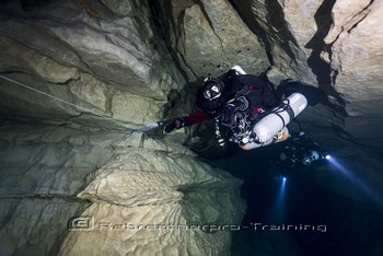 TDI CCR Full Cave Course in Lot France Rebreatherpro-Training