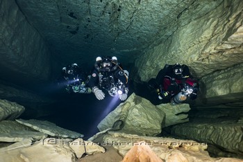 TDI CCR Full Cave Course in Lot France Rebreatherpro-Training