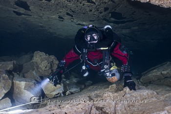 TDI CCR Full Cave Course in Lot France Rebreatherpro-Training