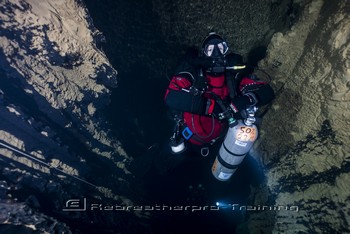 TDI CCR Full Cave Course in Lot France Rebreatherpro-Training