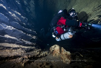 TDI CCR Full Cave Course in Lot France Rebreatherpro-Training