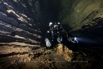 TDI CCR Full Cave Course in Lot France Rebreatherpro-Training