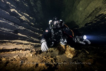 TDI CCR Full Cave Course in Lot France Rebreatherpro-Training