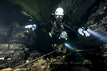 TDI CCR Full Cave Course in Lot France Rebreatherpro-Training